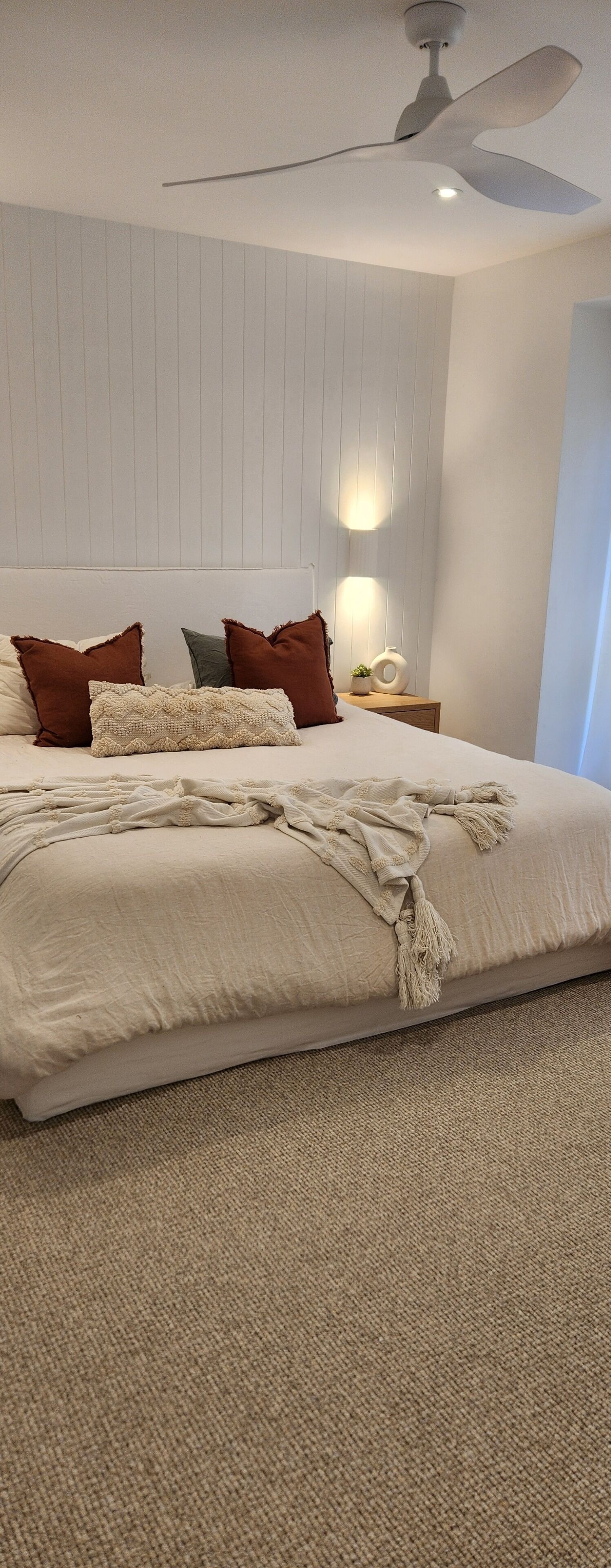 4 bedrooms, iron/ironing board, WiFi