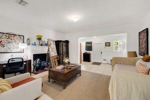 Interior - Miami Buena Vista Getaway! (Miami)