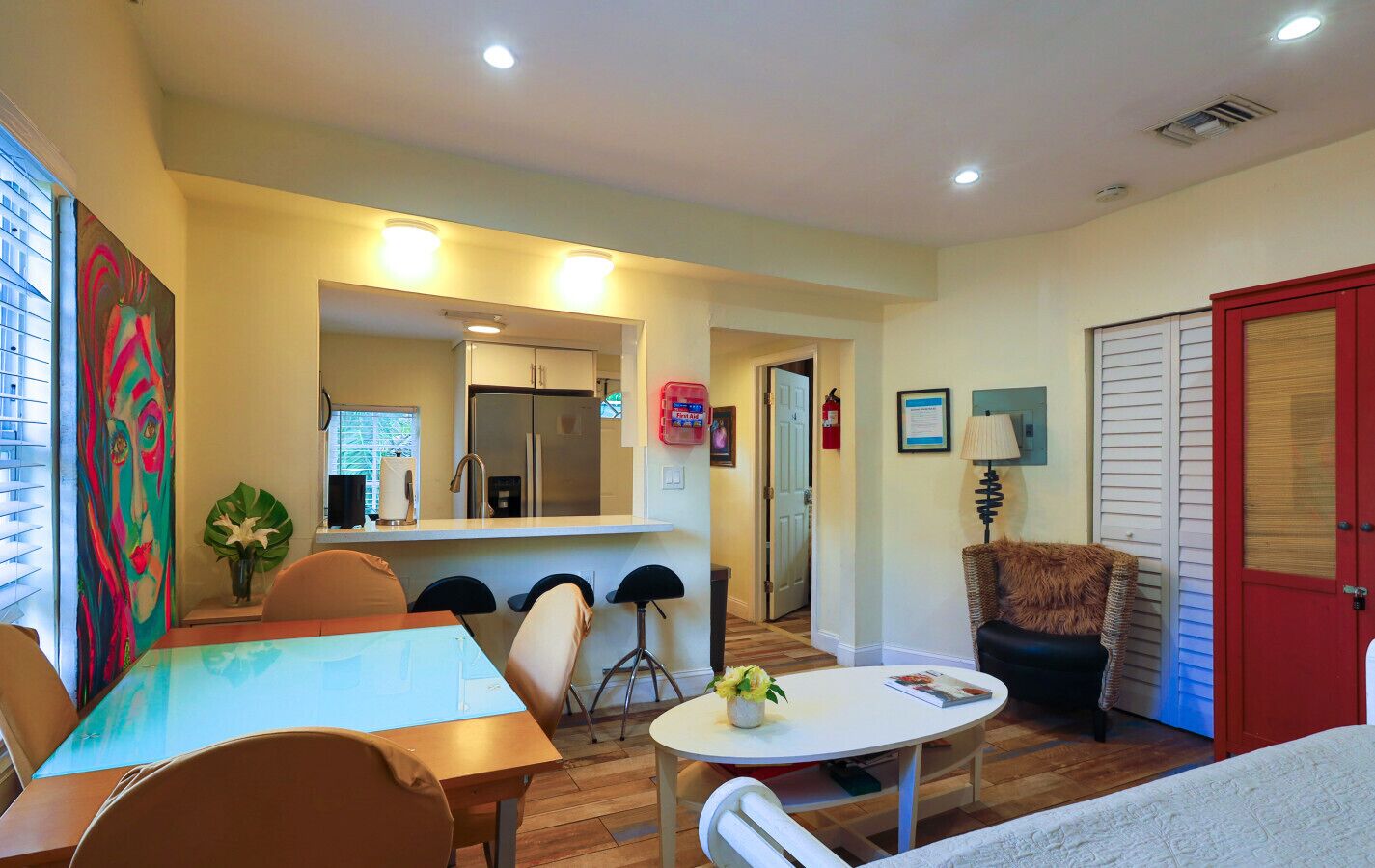 3 bedrooms, desk, iron/ironing board, WiFi