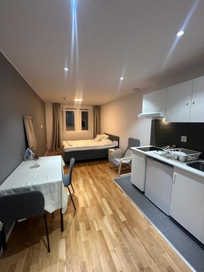 Standard Double Room | Iron/ironing board, free WiFi - Stay Sollentuna (Sollentuna)