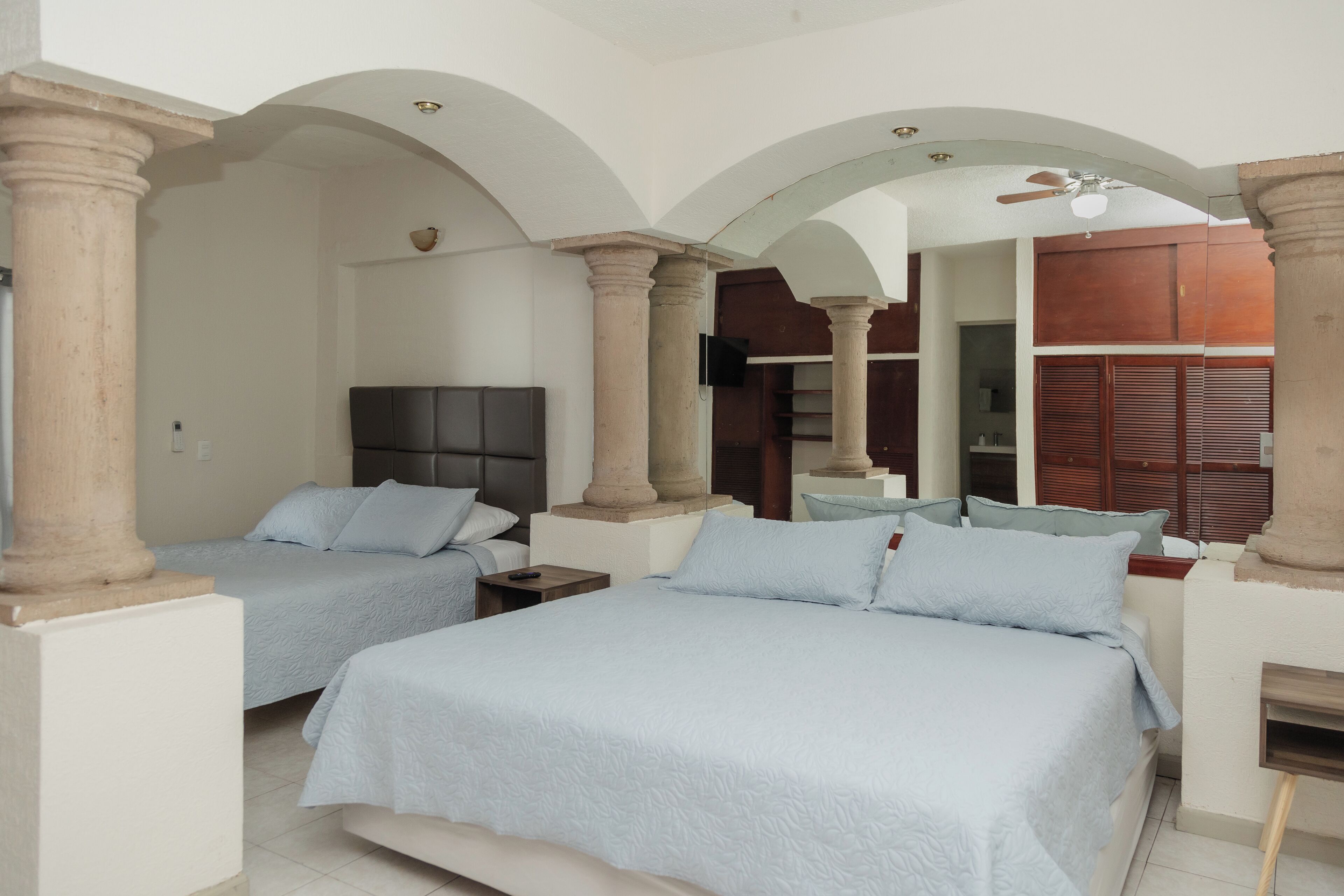 4 bedrooms, iron/ironing board, travel crib, WiFi (free)