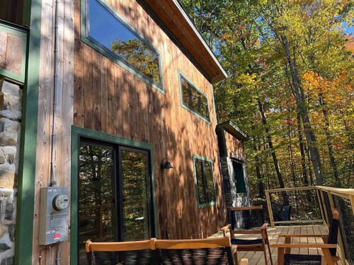 Beautiful Timberframe Cottage Nestled in Kumari of the Woods