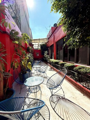Sundeck - RMS Hostal - Roma Norte (Mexico City)
