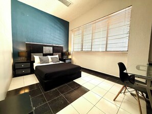 Habitación doble, baño compartido | Wifi gratis 