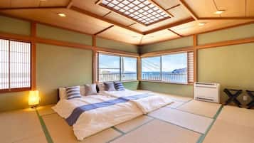 3 bedrooms, iron/ironing board, travel crib, WiFi