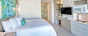 1 bedroom, in-room safe, desk, iron/ironing board - Ocean & Mountain Views and Exclusive Beach Access in a Tropical Studio Suite (Rio Grande)