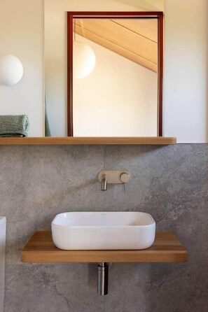 Bathroom - Redwood Cosy Hanmer Springs (Hanmer Springs)