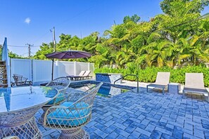 Pool - Chic Holmes Beach #A Private Pool (Holmes Beach)