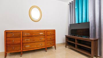 Apartament superior, 3 dormitoris, cuina, vistes al pati | Wifi gratuïta