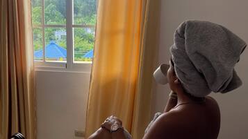 Comfort Apartment, Courtyard View | Free WiFi