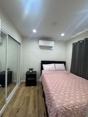 2 quartos, Wi-Fi de cortesia, roupa de cama