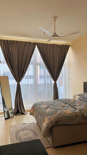 2 makuuhuonetta, silitysrauta/-lauta, Wi-Fi