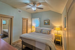 3 bedrooms, desk, iron/ironing board, travel cot