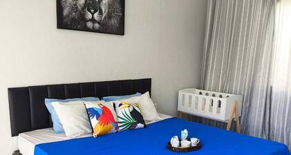 Property with HEATED POOL in a gated community, 55 minutes from Belo Horizonte.