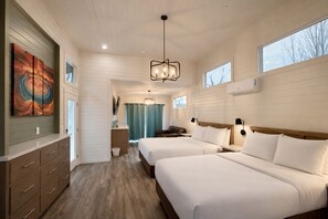 1 bedroom, WiFi, bed sheets - Ultra Luxury Tiny Home with Deck #59A (Page)
