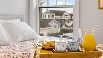 Iron/ironing board, travel crib, free WiFi, bed sheets