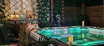 Estate for 21 people with SPA and Festive BARN