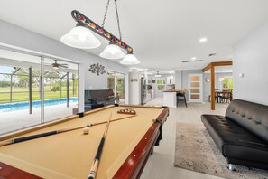 Games room - The Aqua House | Heated Pool + On The Golf Course (Sarasota)
