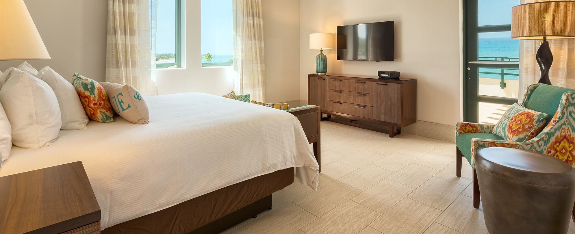 In-room safe, desk, iron/ironing board, free WiFi