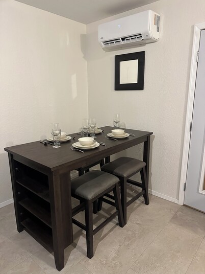 Southwest-Chic 1BR Casita, Private Yard + Driveway, Northern Phoenix Getaway