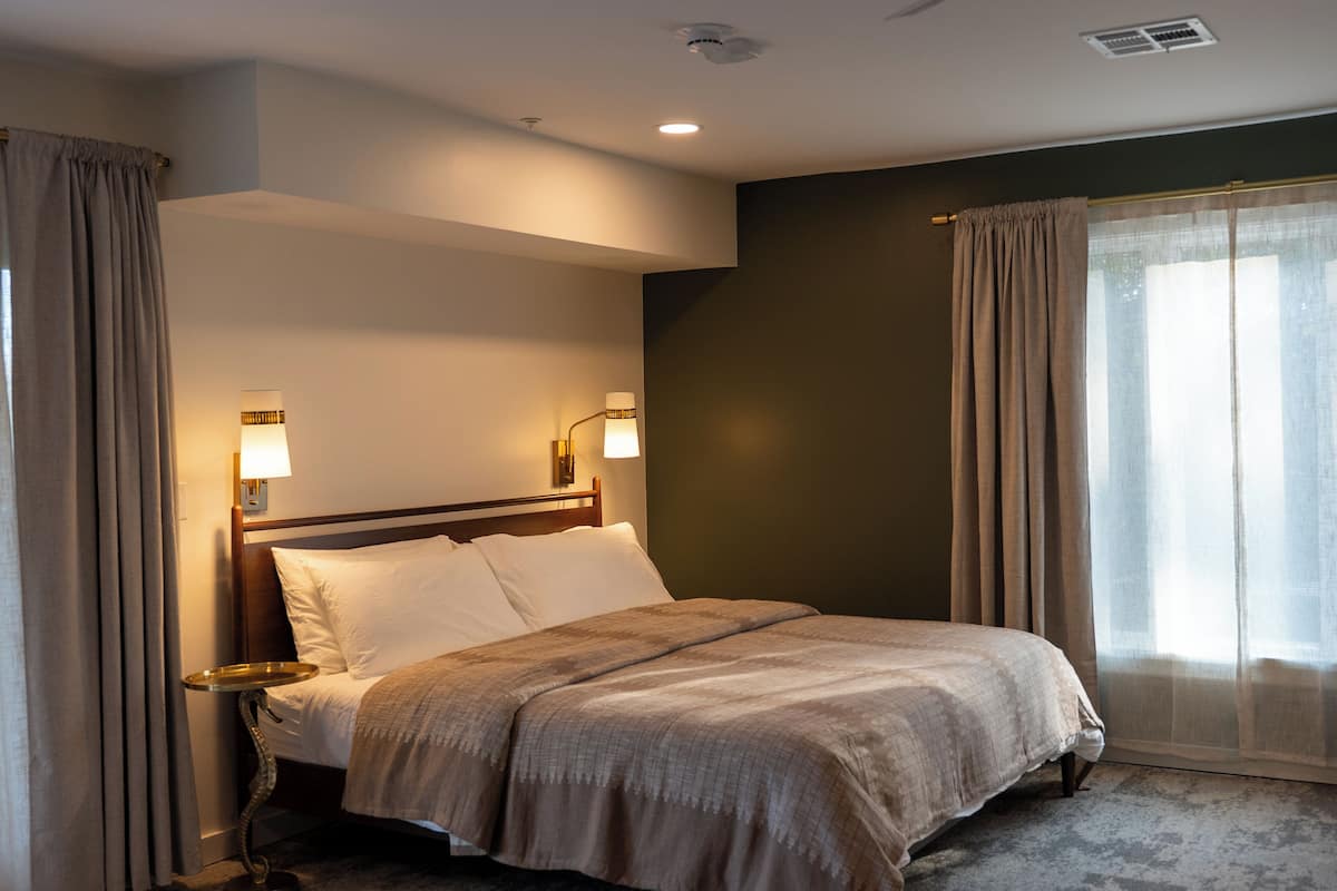 Deluxe Double Room, Balcony, Valley View