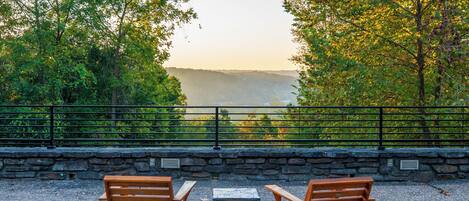 Luxury Suite, Patio, Garden View | Exterior