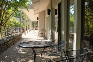 Exclusive House | Terrace/patio