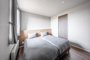 Bügeleisen/Bügelbrett, kostenloses WLAN