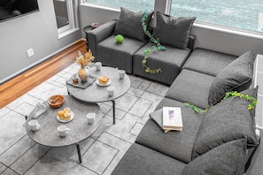 Flat-screen TV - ORVIA YIG VILLA (Furano)