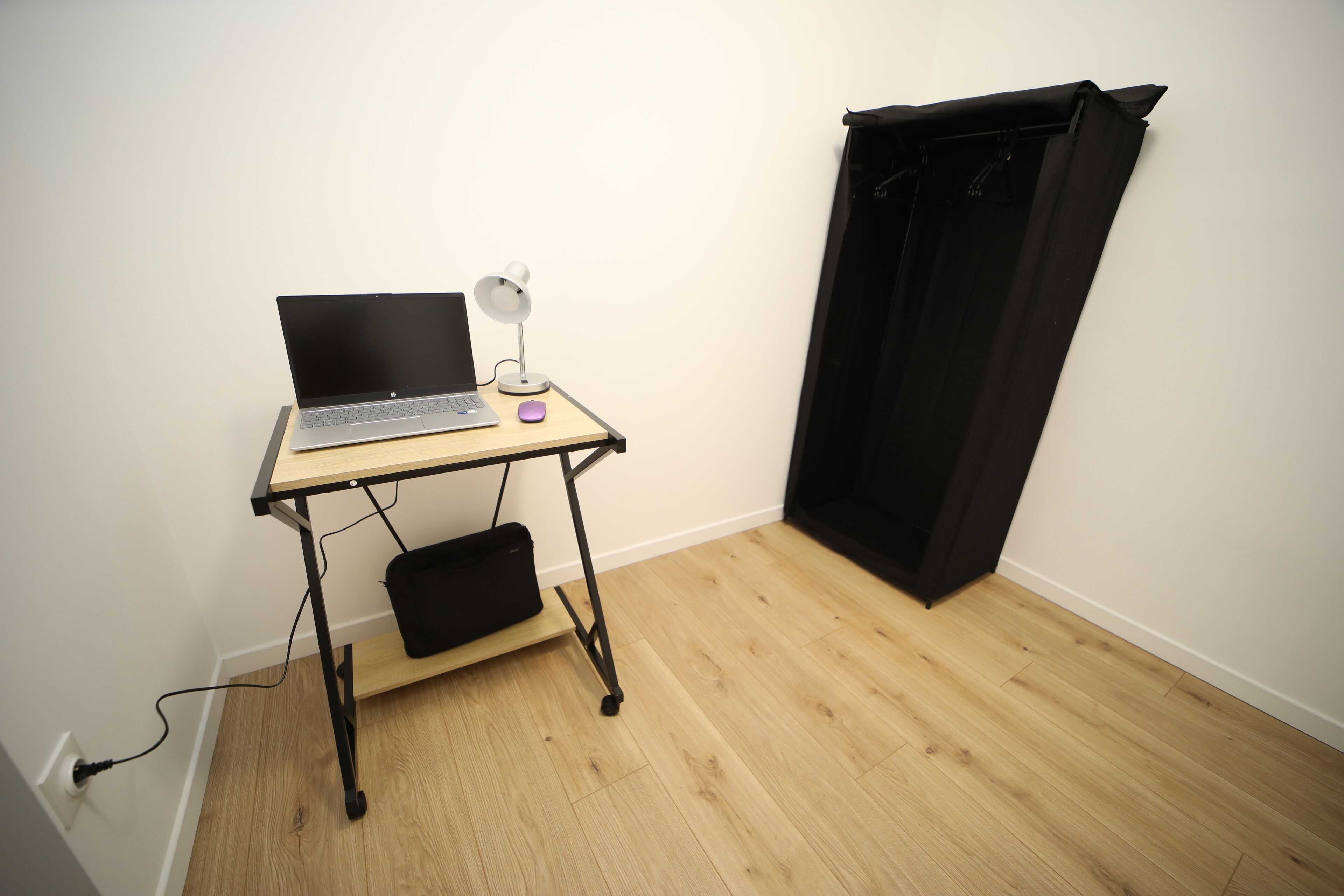 Appartement Supérieur, vue jardin | Fer et planche à repasser, Wi-Fi gratuit