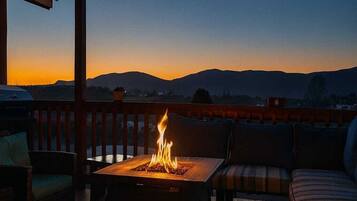 Family Villa, Courtyard View | Free WiFi