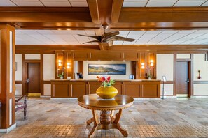 Lobby - SUMMER SALE! Oceanfront Studio w Lanai, AC & Sunset Views Pool & Hot Tub-LS 229 (Lahaina)