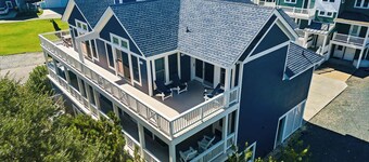 Big Blue 10 | 1,625 ft to the beach | Hot Tub, Dog Friendly, and Community Pool