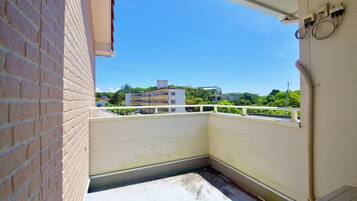 Apartment | Terrace/patio