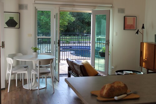 Huckleberry Adelaide Hills - midcentury magic in a peaceful bush setting