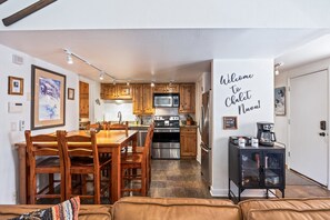 Fridge, microwave, oven, stovetop - Walk to Canyons Village Charm: Vintage-Inspired Interiors, Private Patio,  Shared Pool (Park City)