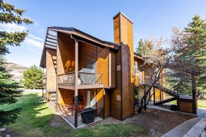 Exterior - Walk to Canyons Village Charm: Vintage-Inspired Interiors, Private Patio,  Shared Pool (Park City)