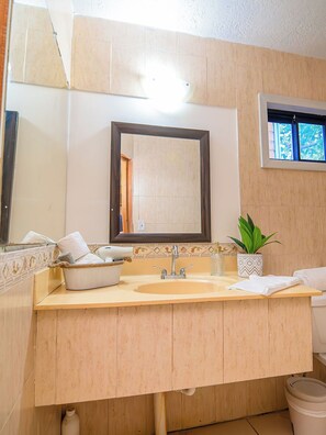 Bathroom - Sleeps 5 Walk to Beach and Bars w/ Shared Pool! Amane (West Bay)