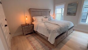 5 bedrooms, iron/ironing board, WiFi - 5 BR/3.5 BATH In The Award Winning Ocean Lakes Family Campground (Myrtle Beach)