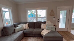 Smart TV - 5 BR/3.5 BATH In The Award Winning Ocean Lakes Family Campground (Myrtle Beach)