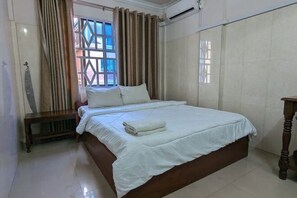 Room - Empire House, Phnom Penh (Phnom Penh)