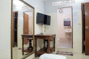 Room - Empire House, Phnom Penh (Phnom Penh)