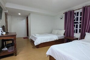 Room - Empire House, Phnom Penh (Phnom Penh)