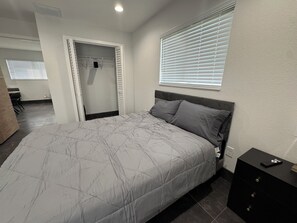 1 bedroom, bed sheets