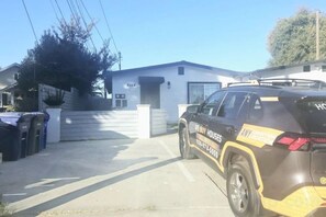 Unclassified image, 2 of 4, button - Exotic home lemon grove 2bedroom by sdstay (Lemon Grove)