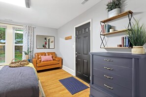 1 bedroom, iron/ironing board, free WiFi, bed sheets