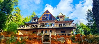 Big Moose Lodge- Waterfront*Snowmobile/ATV Access