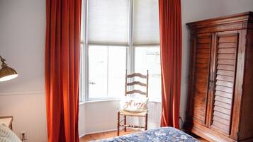 1 Schlafzimmer, BĂŒgeleisen/BĂŒgelbrett, WLAN, BettwĂ€sche