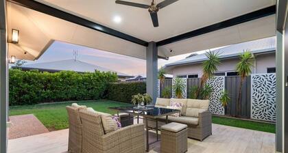 Zenhouse Solstice: Designer 4-BR Executive Retreat