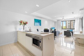 Interior - Zen Golden Bay: Harbour View ~ Pool ~ Balcony (Darwin City)